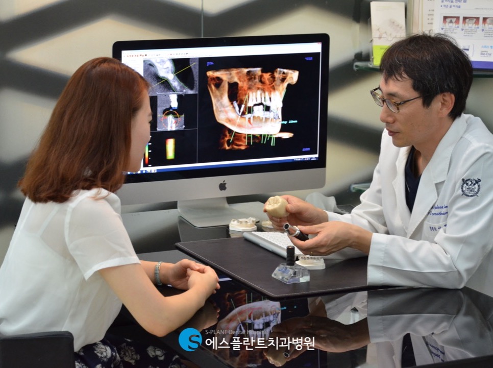 이정택 원장 직접 상담 장면